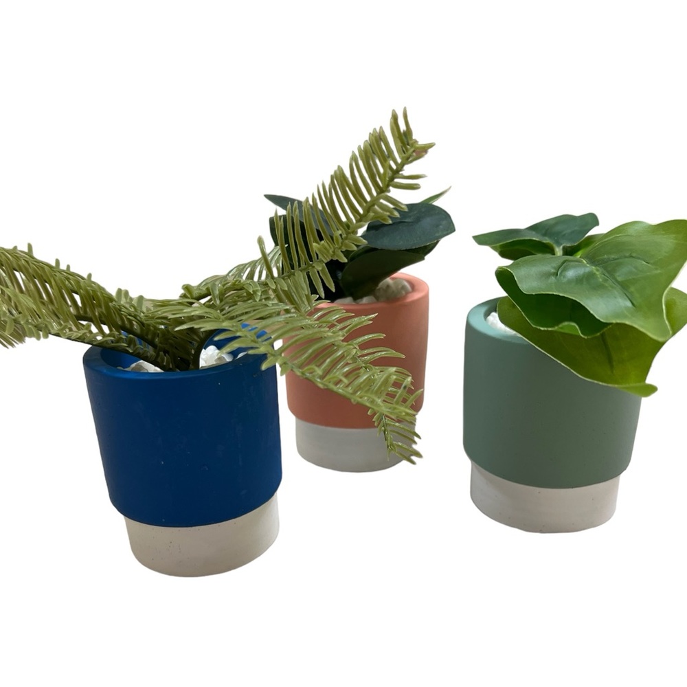 Target bullseye set of 3 artificial plants